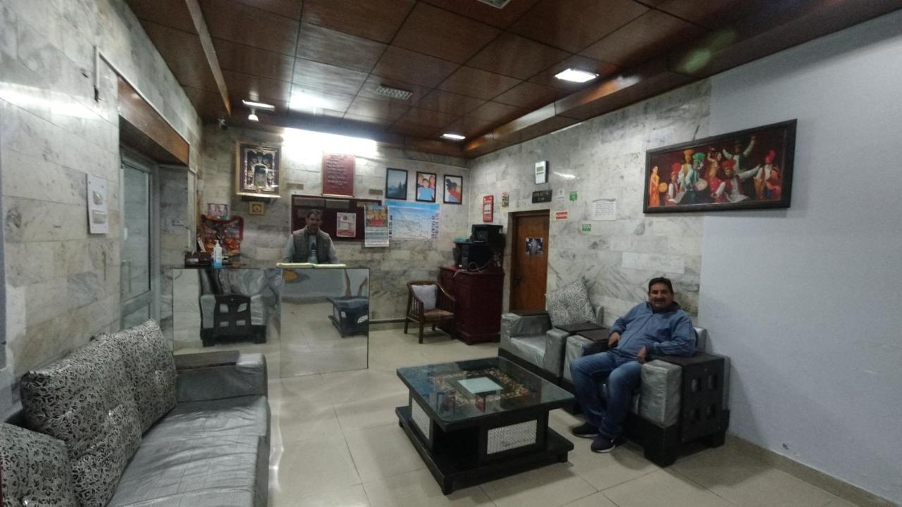 Shingar Hotel Mussoorie Mallroad Extérieur photo