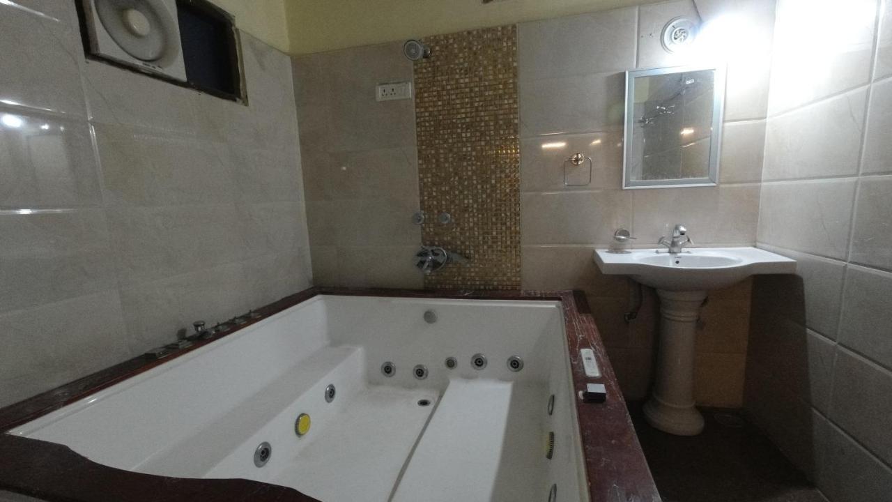 Shingar Hotel Mussoorie Mallroad Extérieur photo